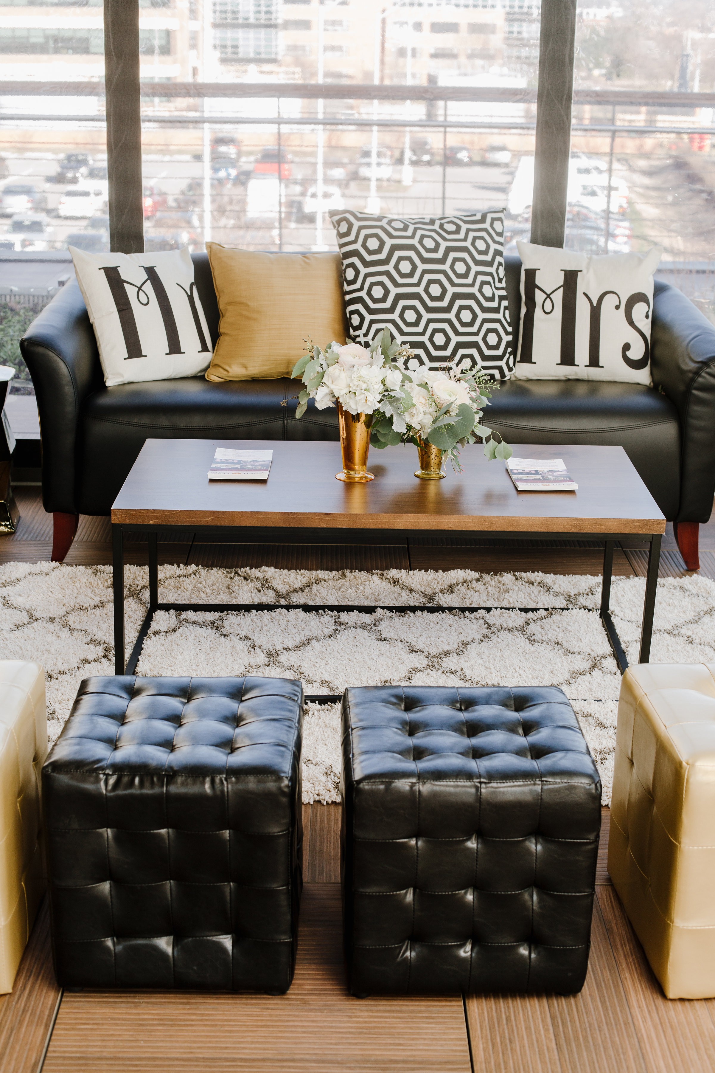 Imperial Sofa - Image 4