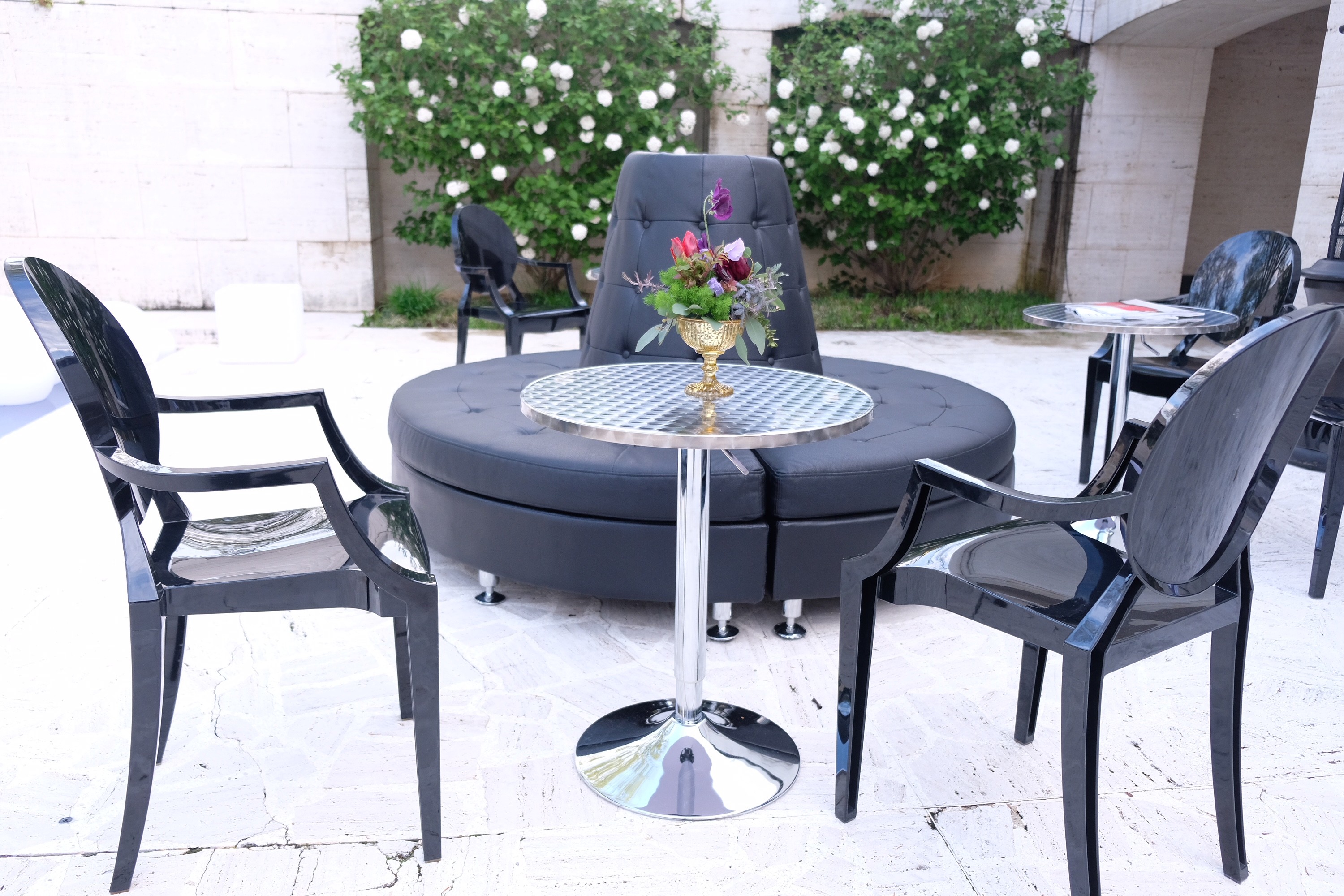 Lavish Banquette - Image 4