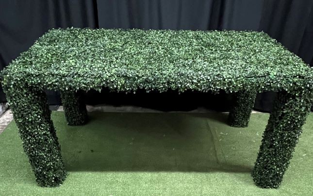 Boxwood Dining Table