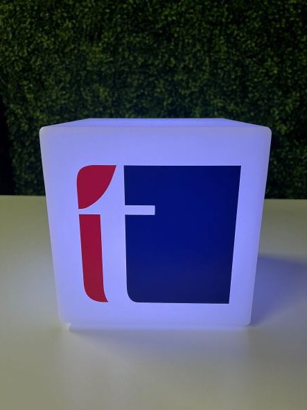 LED Cube 8" - Image 3